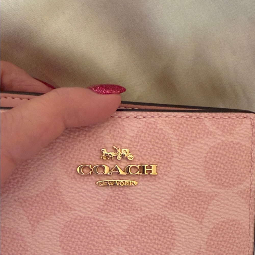 🌸Coach NWT Powder Pink Snap Wallet In Signature Canvas With Flower Charm - Picture 6 of 7
